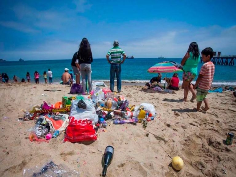 Multarán a quienes lleven alimentos y mascotas a playas de Santa Rosa