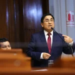 CesarHinostrozaCongreso