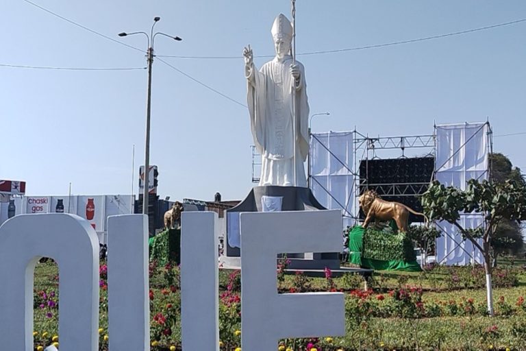 EstatuaPapaLeonXIVChiclayo
