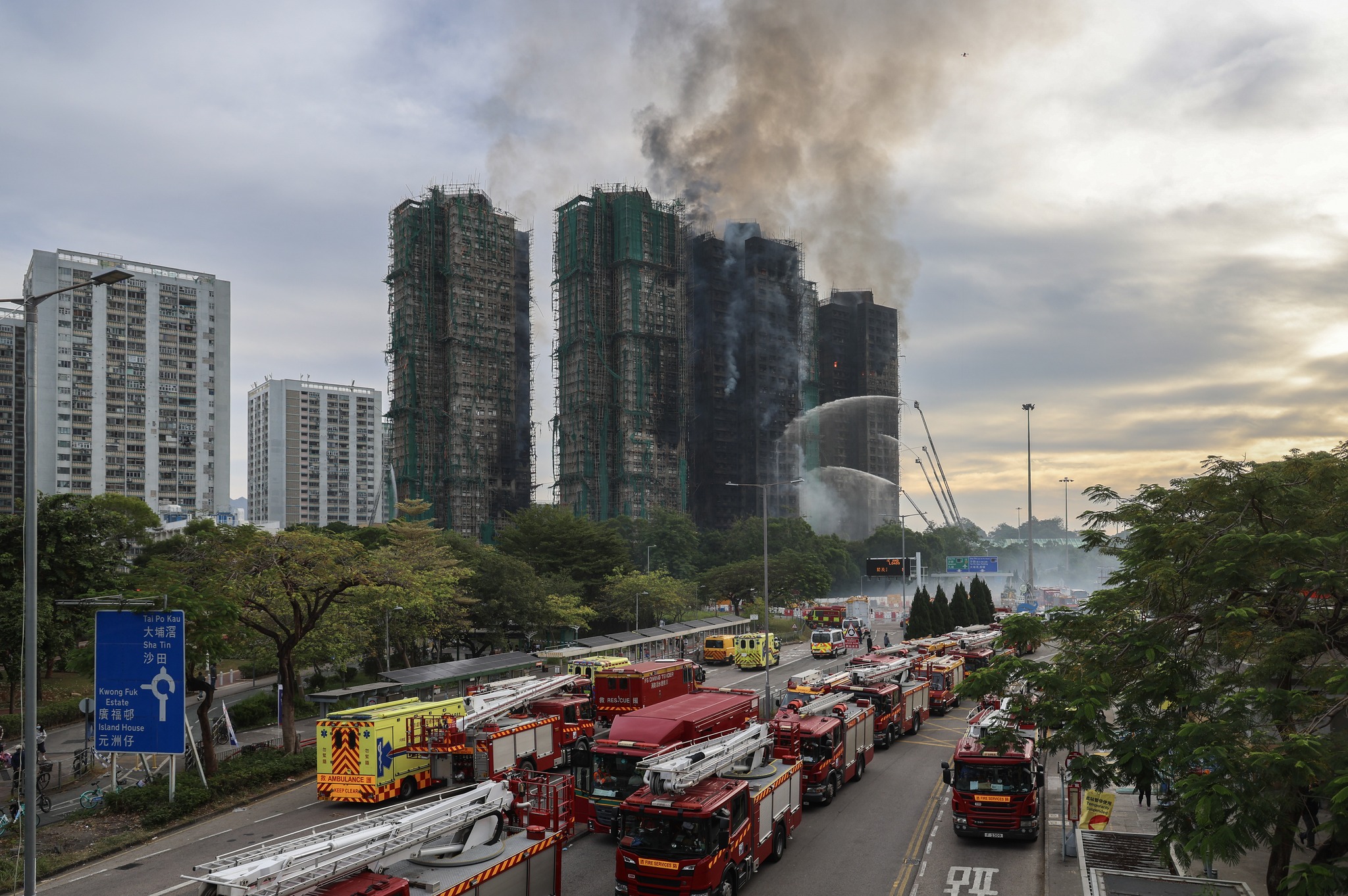Fifth Alert at Wang Fuk Court, Tai Po.27NOV25  SCMP/ Dickson Lee
