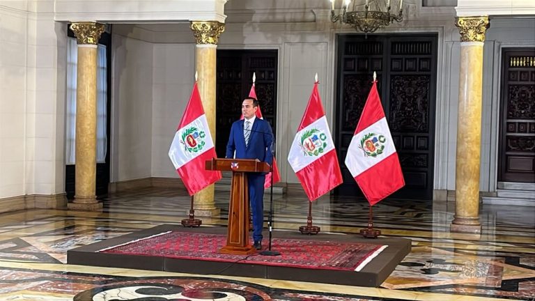 ConferenciadePrensaJoséJeri