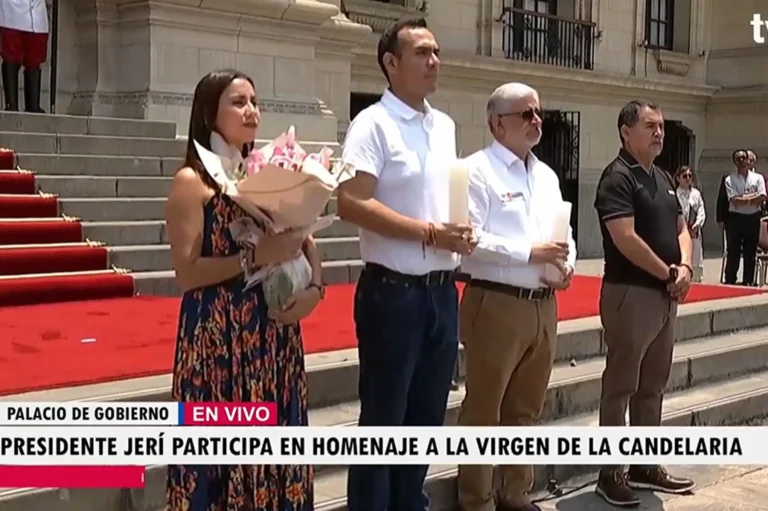 JeriPalaciHomenajeVirgen