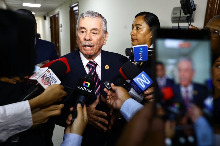 fernando-rospigliosi-prensa